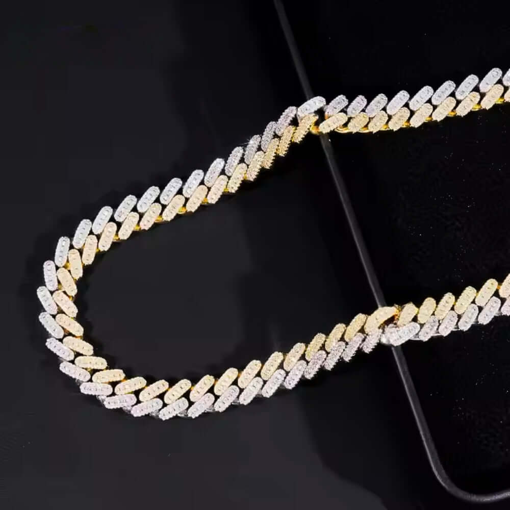 Moissanite Cuban Link Chain - 10mm