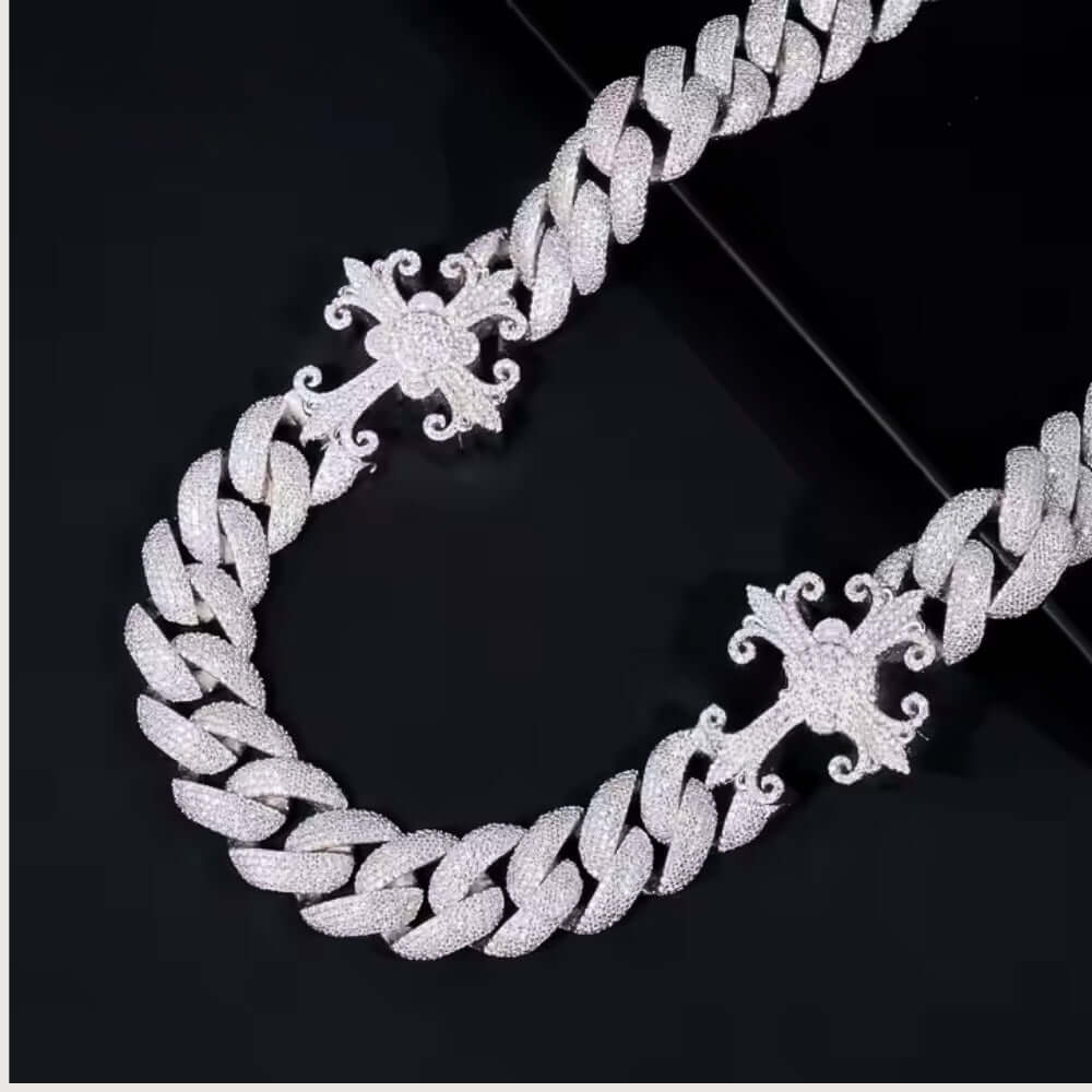 Moissanite Cross Cuban Link Chain - 18mm