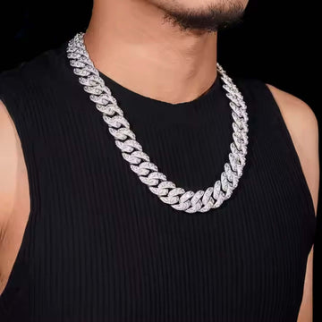 Moissanite Cuban Link Chain - 18mm