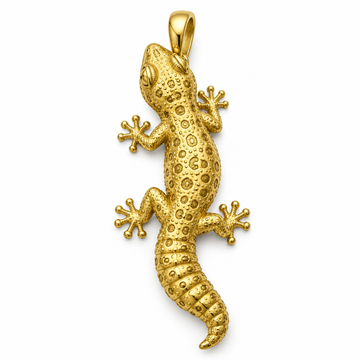 Leopard gecko pendant design render in high-polish yellow gold on white; pendant only.