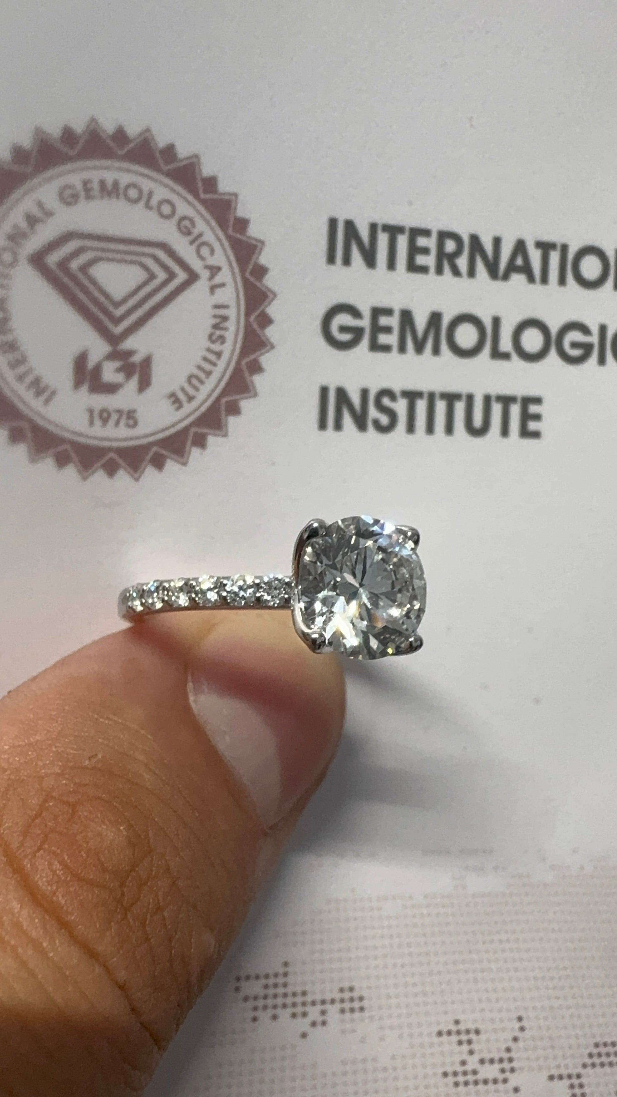 18K White Gold & Lab-Grown Diamond Engagement Ring