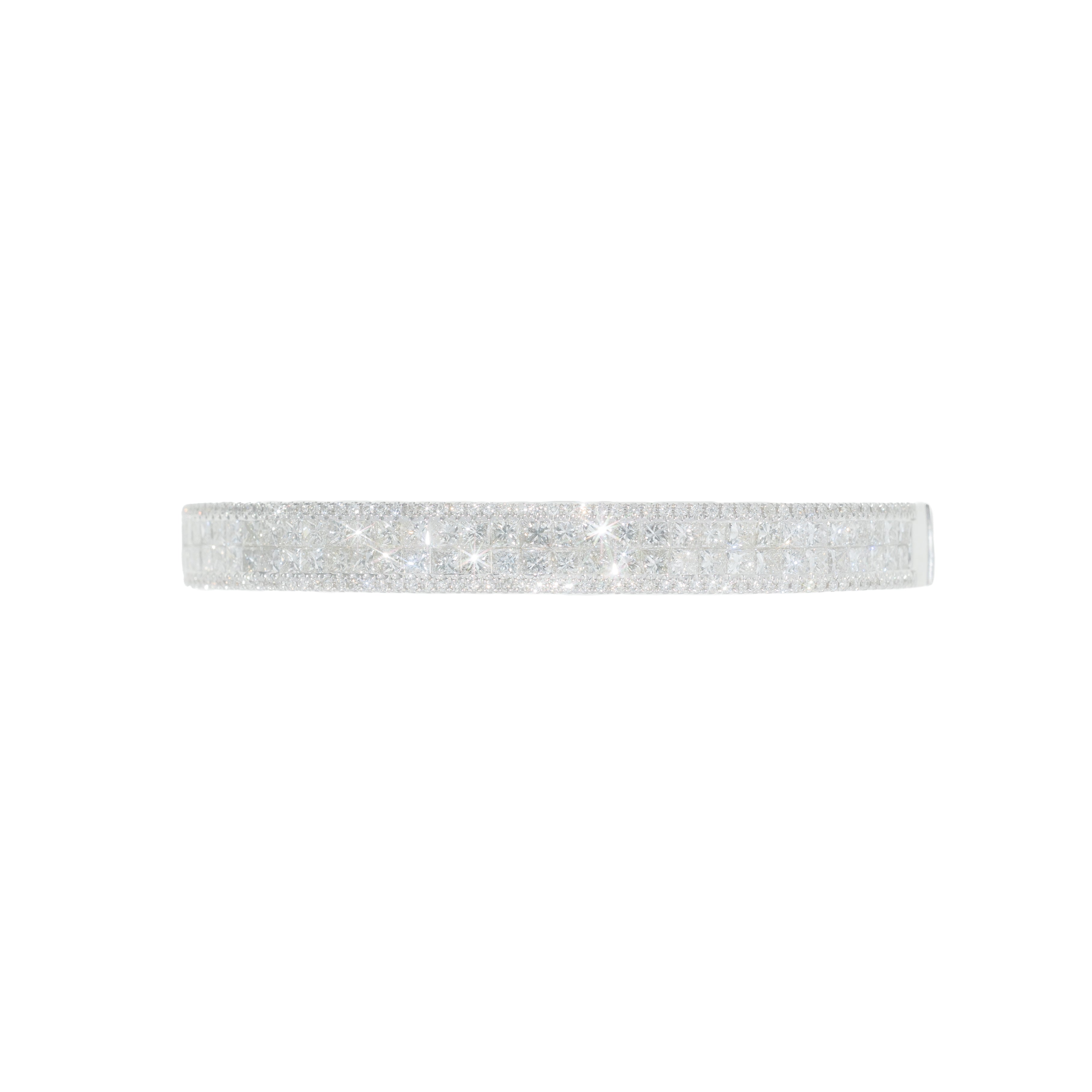 Bangle With Diamond's