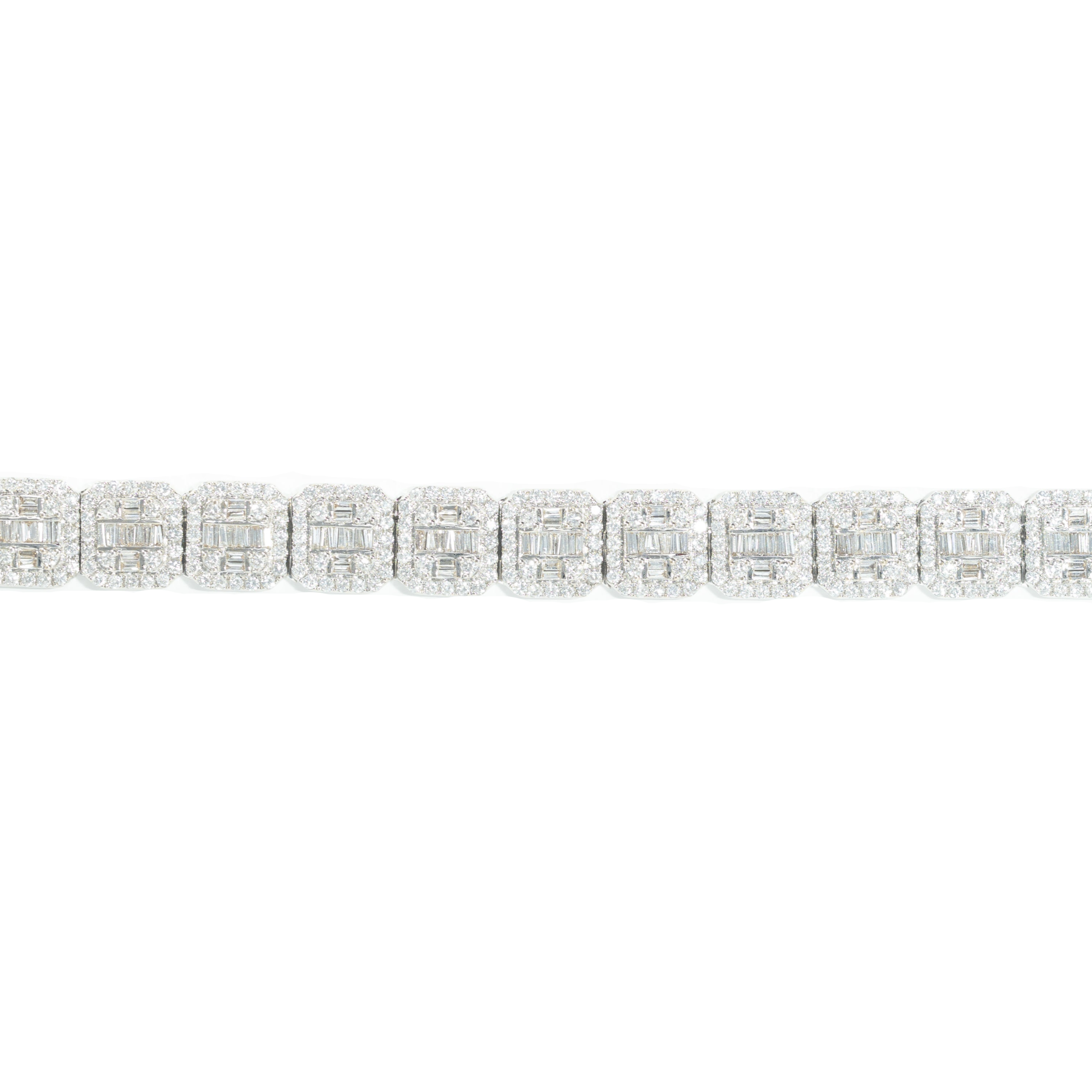 Bracelet With Diamonds And Baguettes