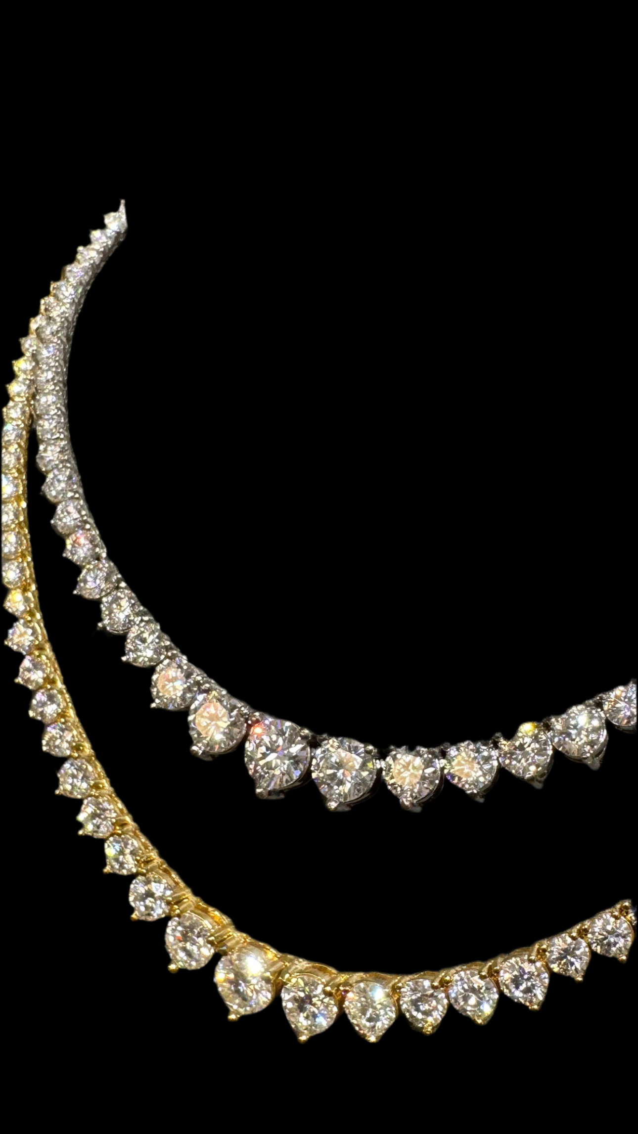 Graduated Diamond Tennis Necklace set on 14K Gold