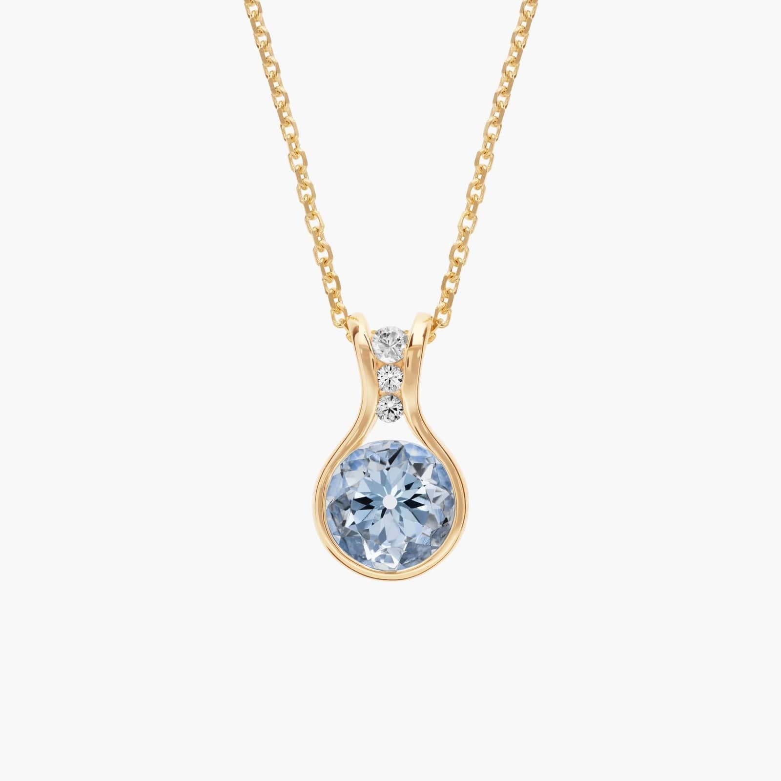 Round Aquamarine Pendant in 14k Yellow Gold (7mm)