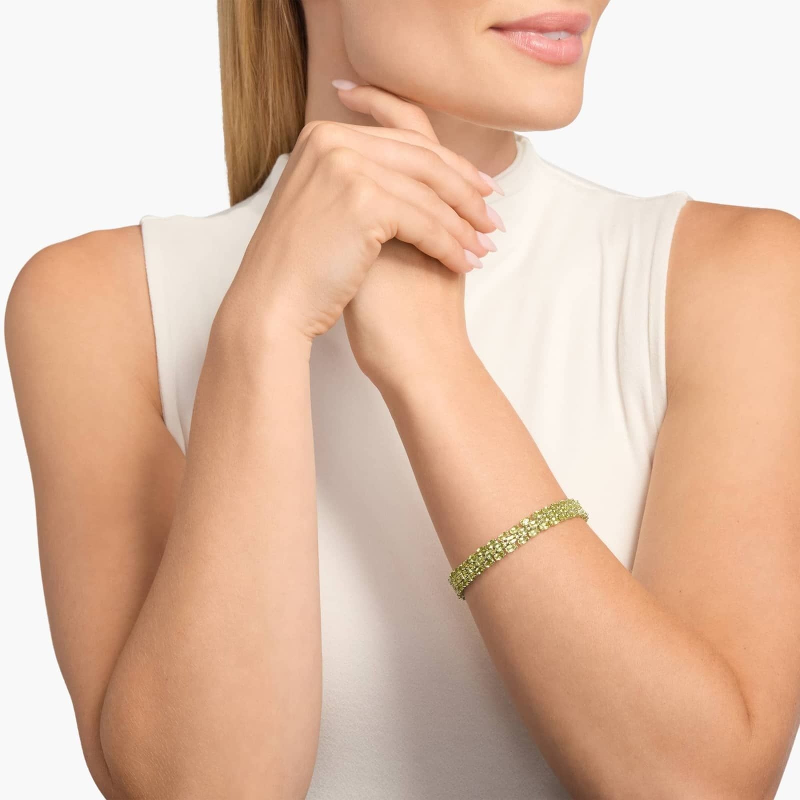 Trio Oval Peridot Bracelet in Sterling Silver (5x3mm)