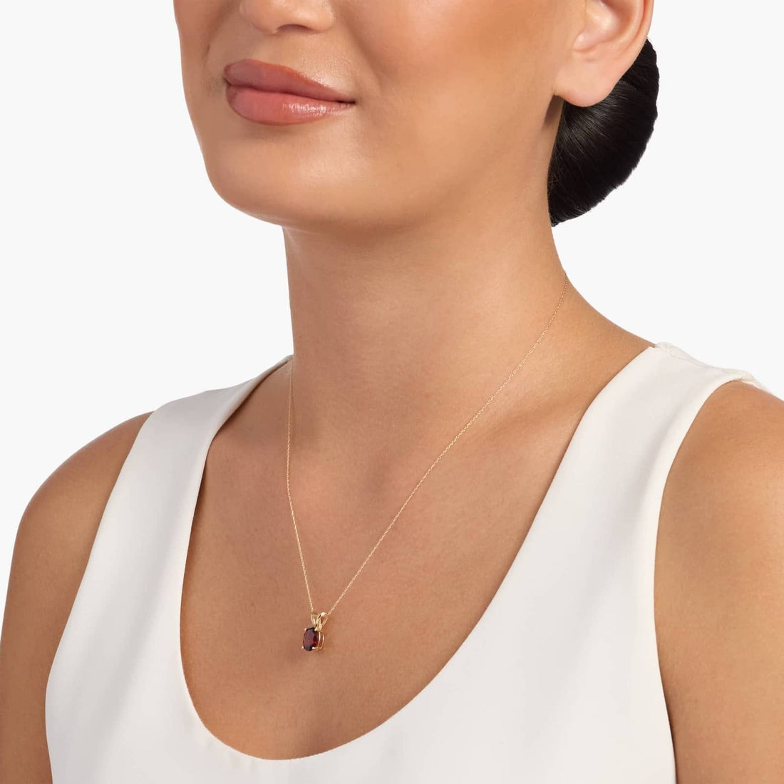 Oval Birthstone Garnet Pendant Necklace