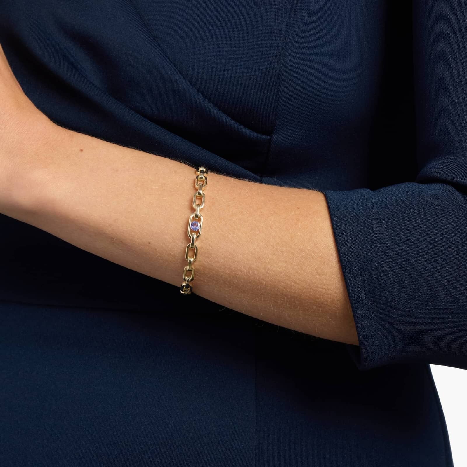 Floating Tanzanite Chain Bangle in 14K Yellow Gold