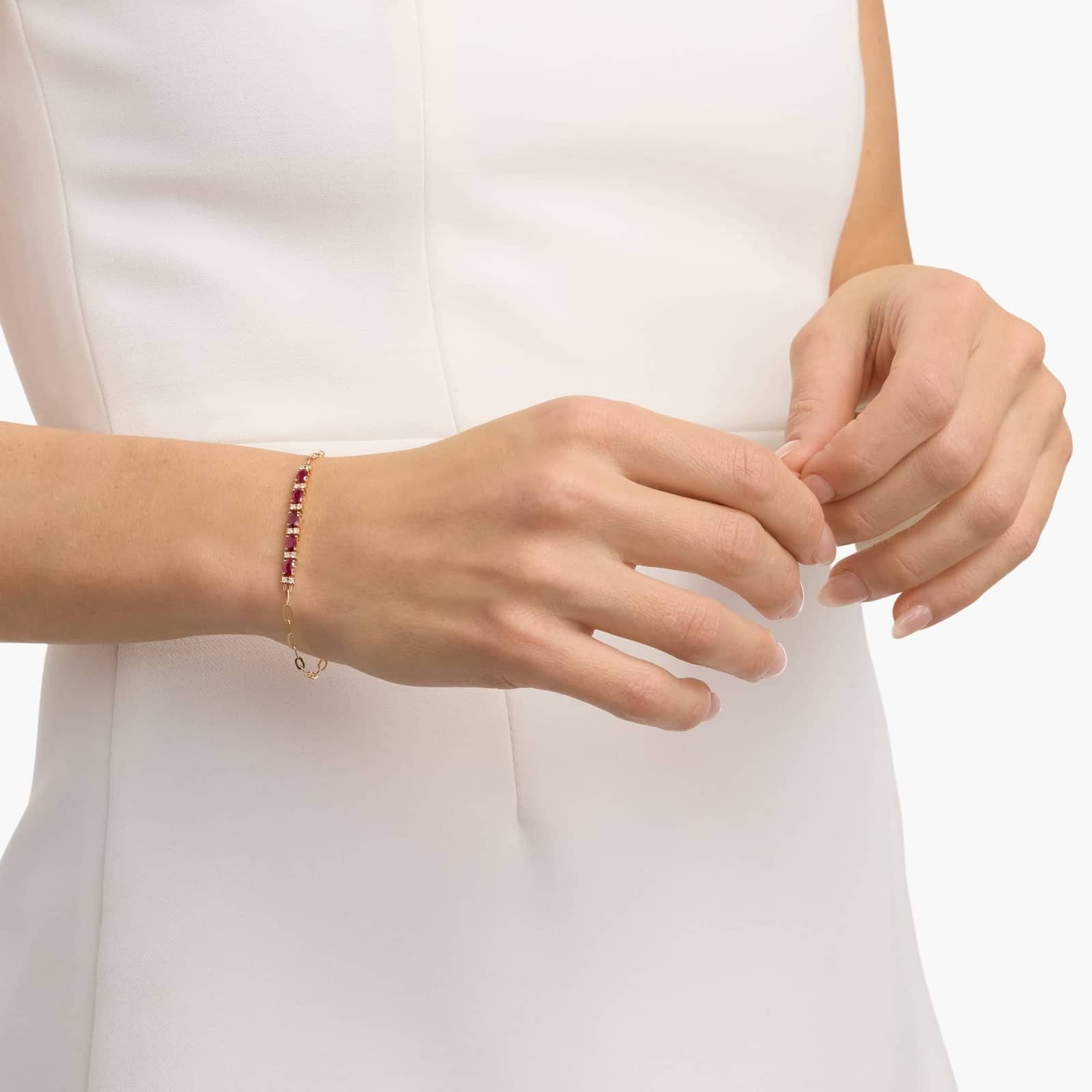 Diamond and Ruby Paperclip Bracelet in 14K Yellow Gold