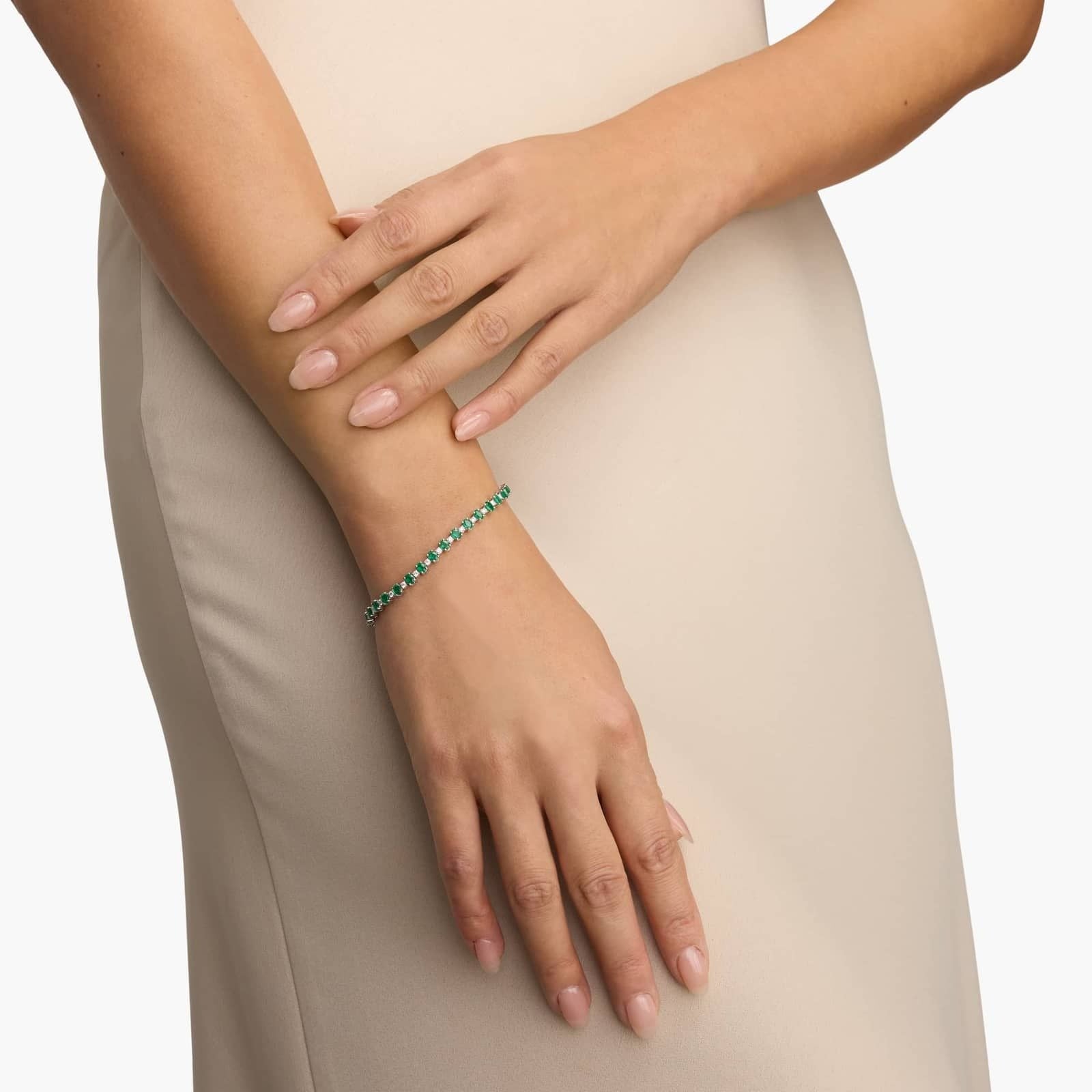Alternating Diamond and Oval Emerald Tennis Bracelet in 14K White Gold