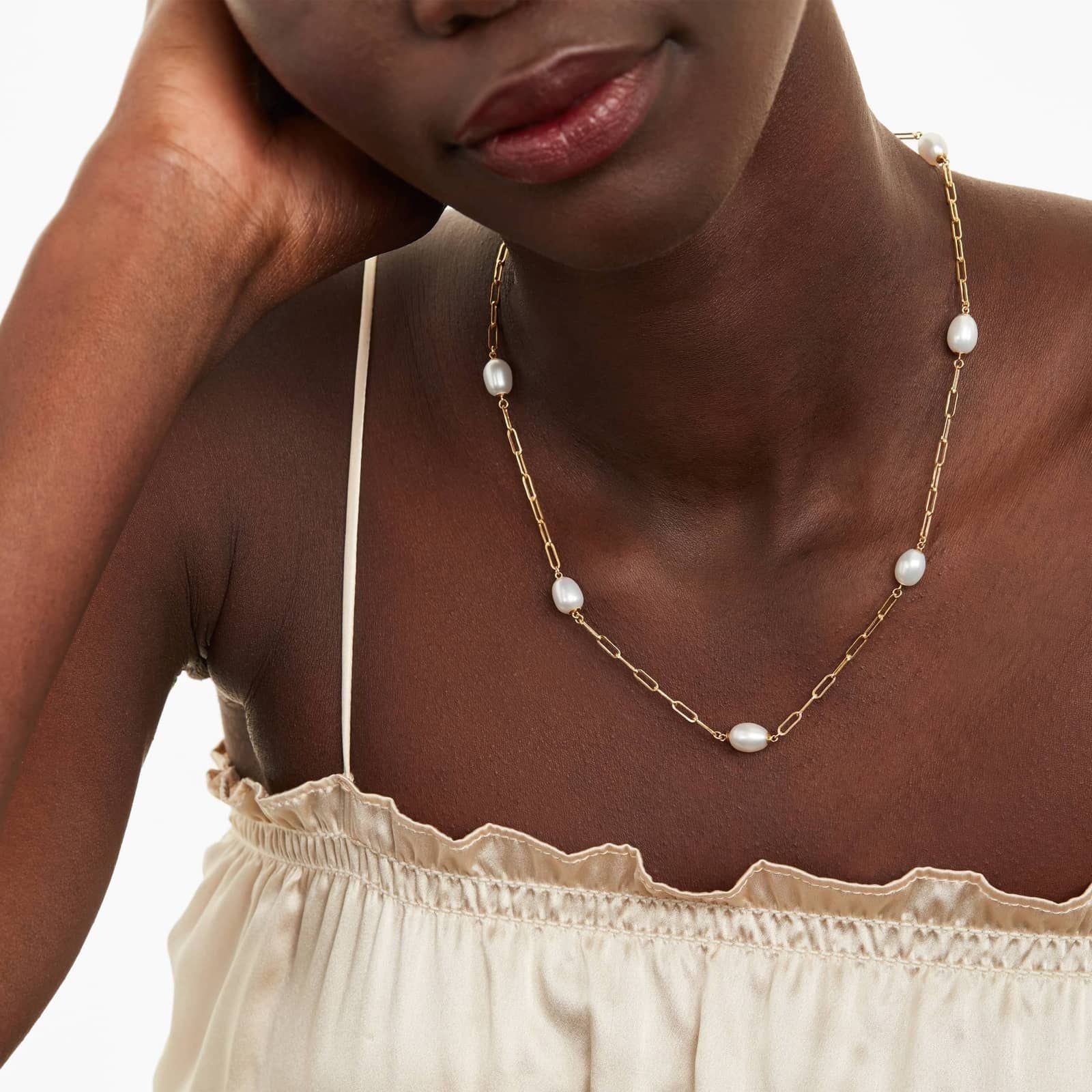 14K Yellow Gold Freshwater Cultured Pearl Station Paperclip Necklace