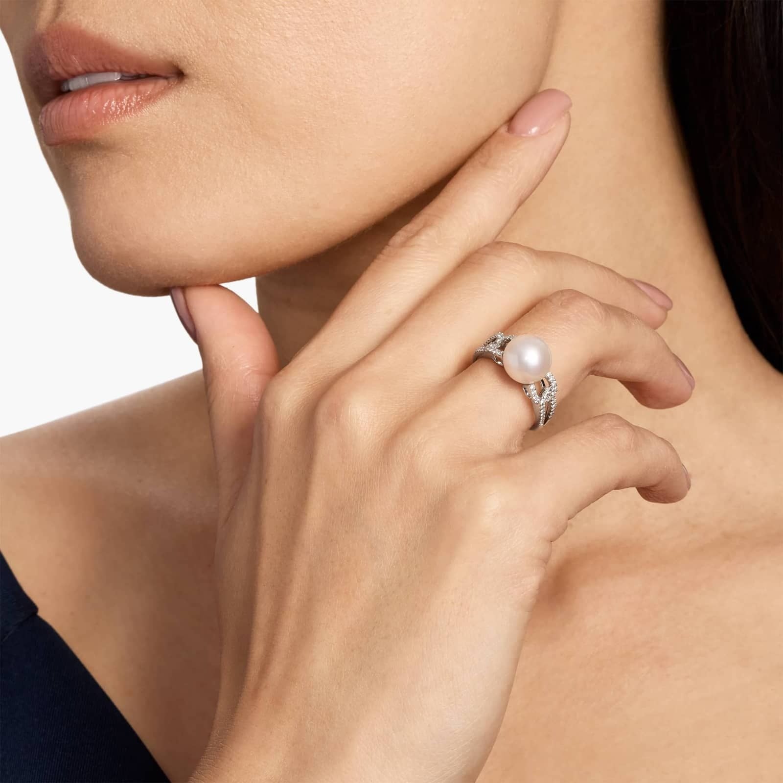 Freshwater Pearl Fashion Ring with Diamond Band in 14k White Gold (10.5-11mm)