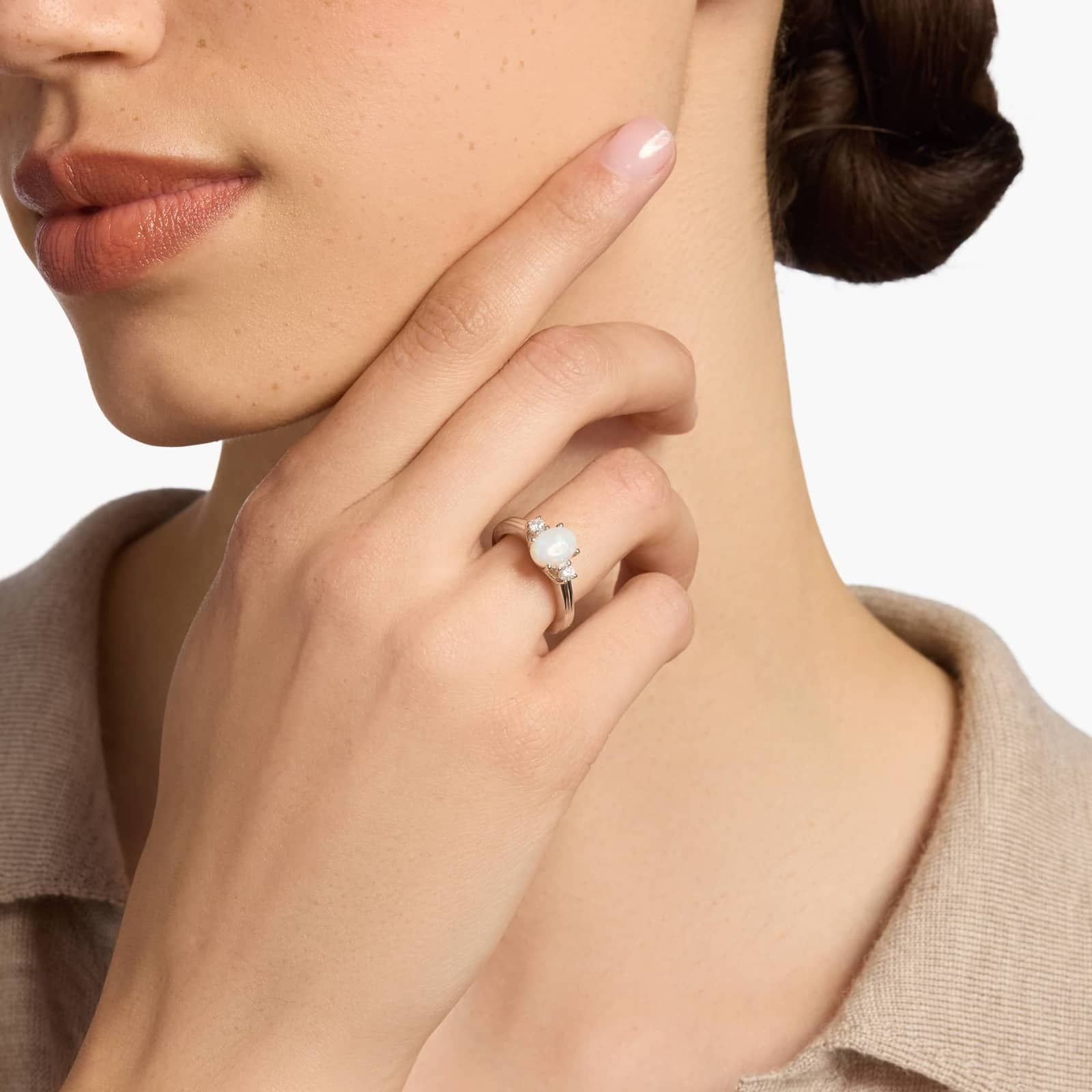 Opal and Diamond Ring in 18k White Gold (8x6mm)