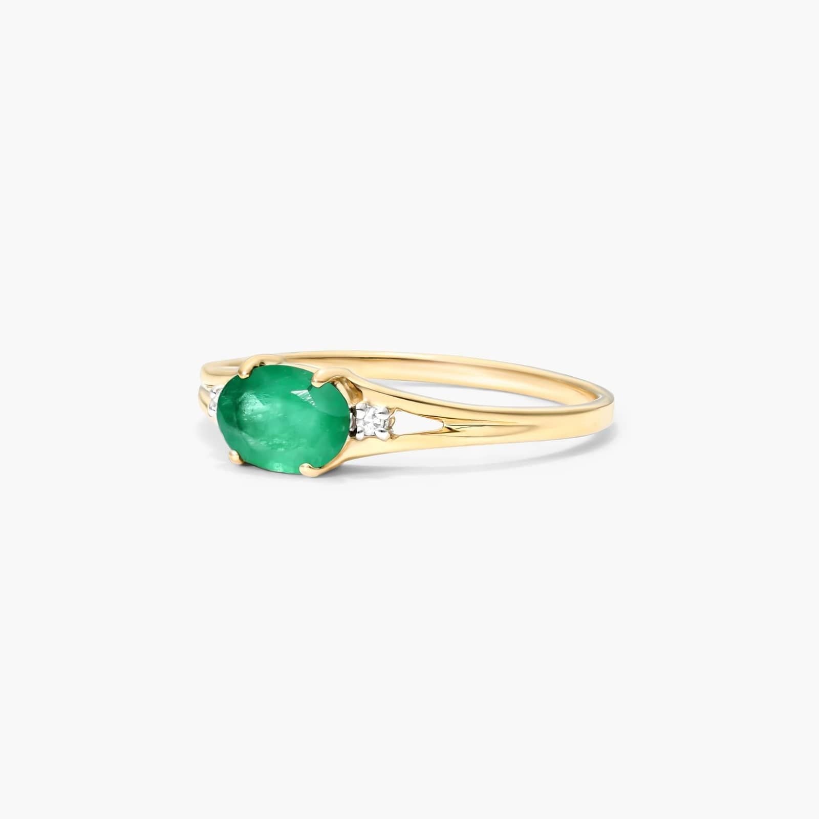 Oval Emerald And Diamond Accent Birthstone Ring In 14K Yellow Gold